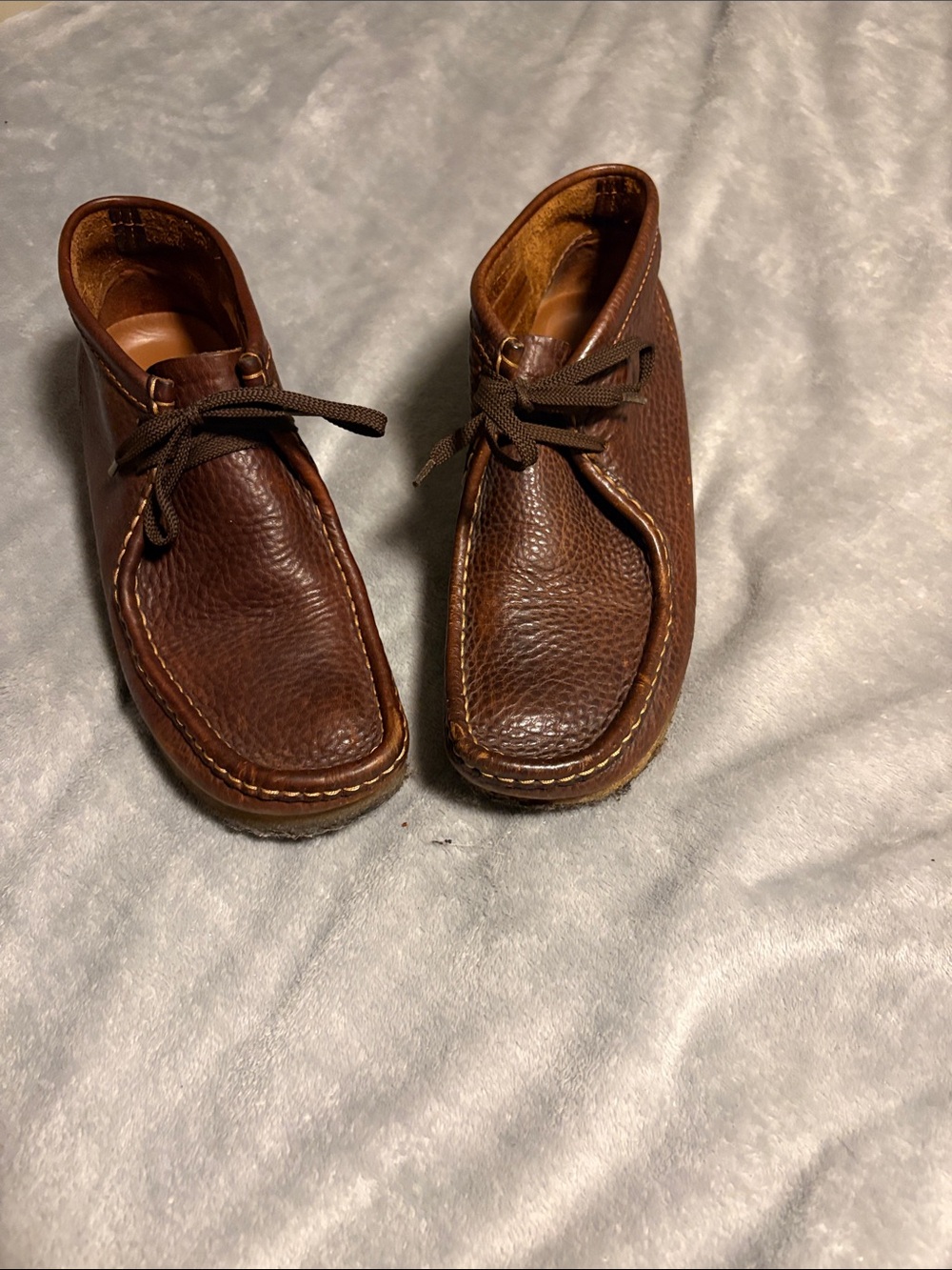 Clarks Men's Brown Pebbled Leather Chukka Boots
